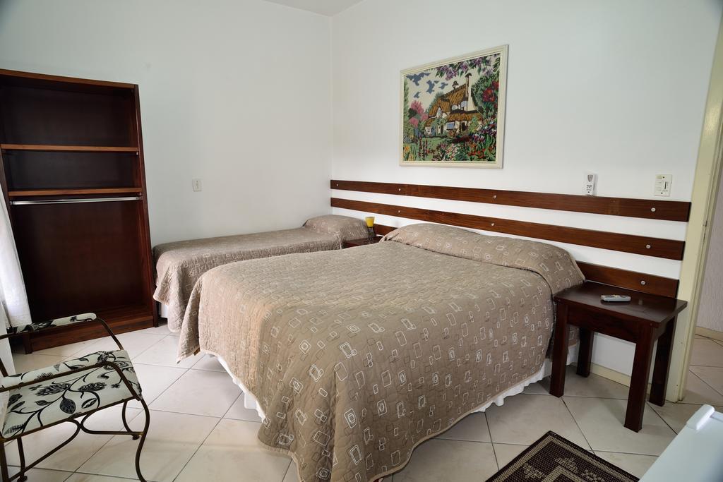 Hotel Pousada Casa Tasca Bento Gonçalves Rom bilde
