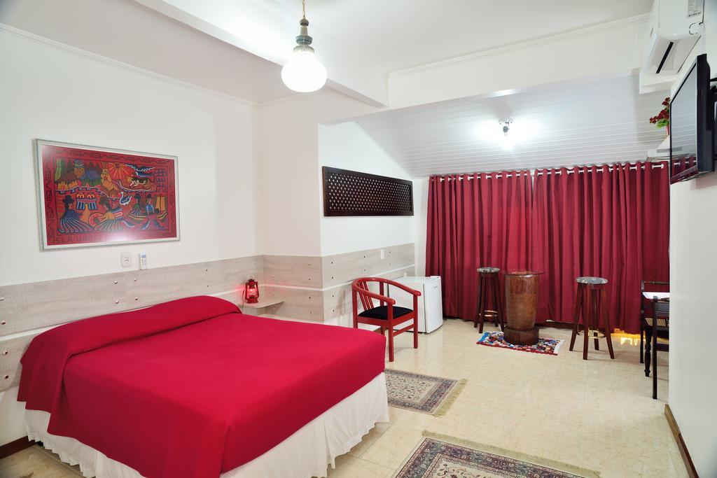 Hotel Pousada Casa Tasca Bento Gonçalves Rom bilde